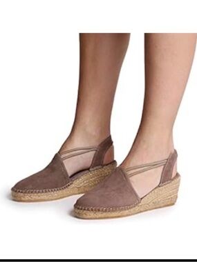 Toni Pons Nuria Espadrilles Taupe Suede Low Wedge Elastic Straps 41 NWOB 9.5?